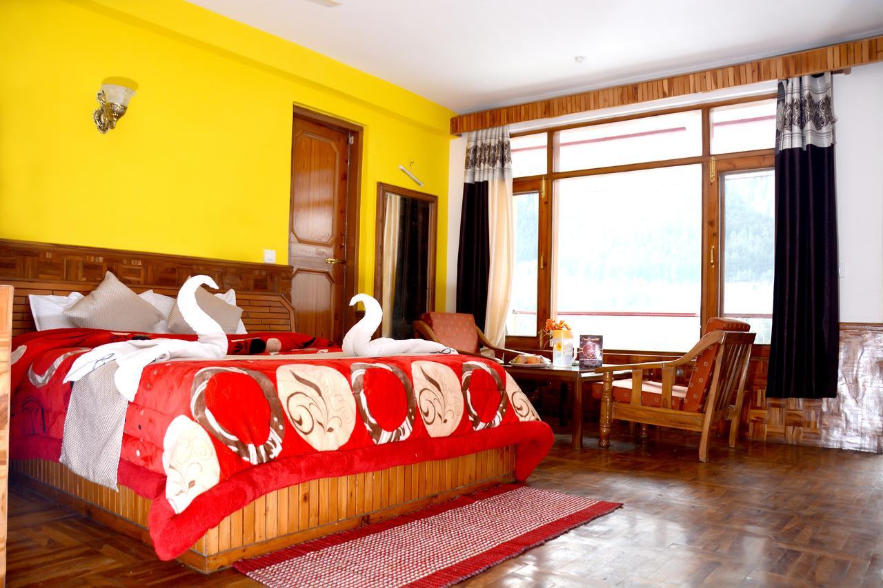 Hotel Rajhans Manali Exterior foto